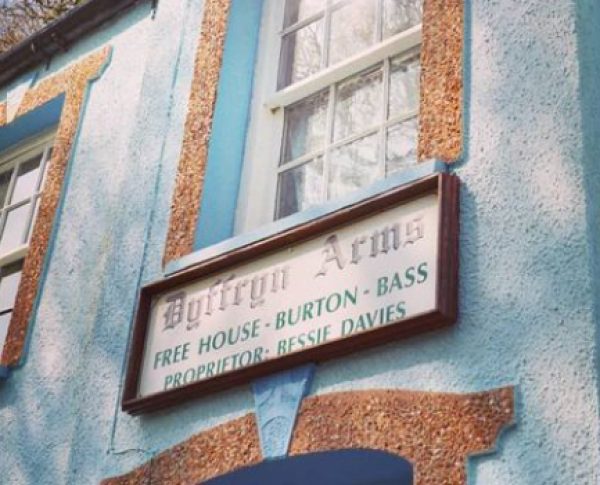 93 year old landlady whose Welsh pub served ‘only Bass’ has died