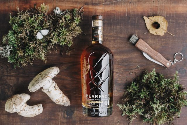 Bearface Canadian Whisky lancia l'espressione "fungo Matsutake".