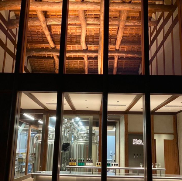 80-year-old abandoned Japanese house transformed into craft brewery