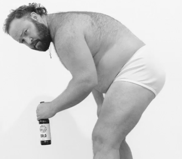 German brewer parodies The Bear star’s Calvin Klein ad