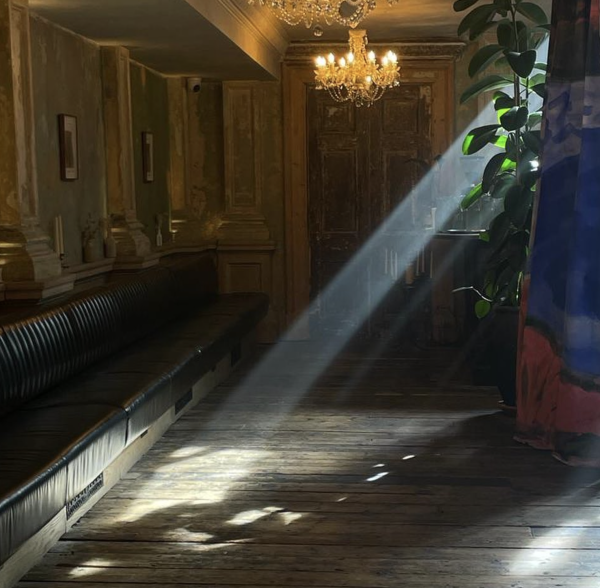 Florence Knight to leave Sessions Arts Club