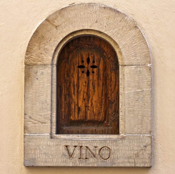 Tuscan tradition of ‘wine hole’ hits New York