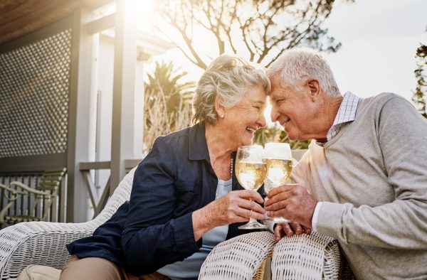 Couples with similar drinking habits more likely to go the distance