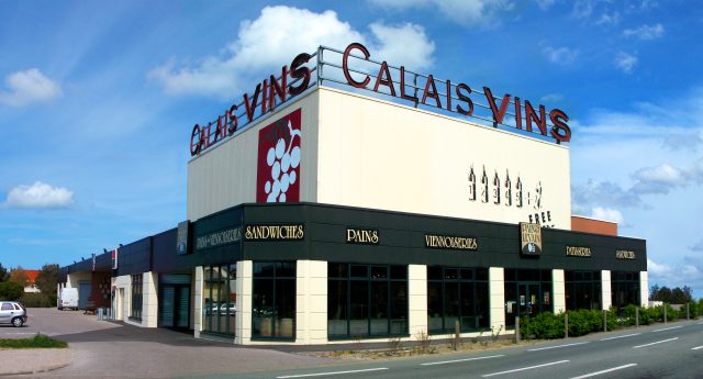 Calais Vins propose aux Britanniques des voyages gratuits en ferry pour acheter du vin