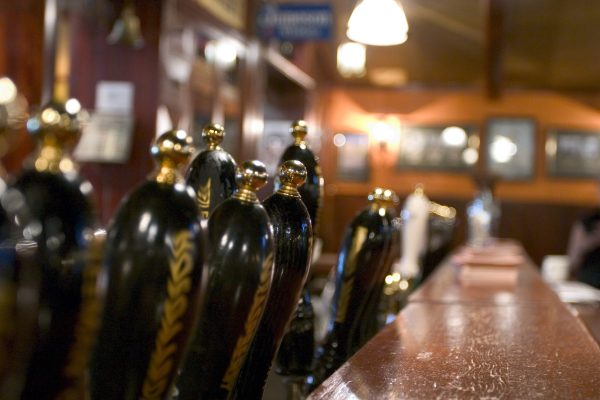 Fuller’s offloads 37 pubs to Admiral Taverns