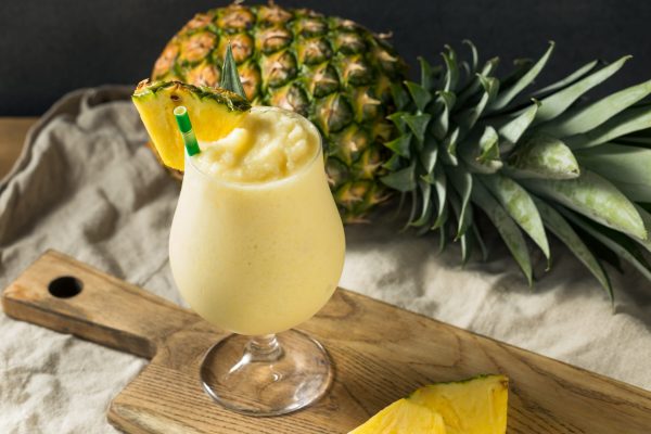 What is the Piña Corona cocktail trend all about?