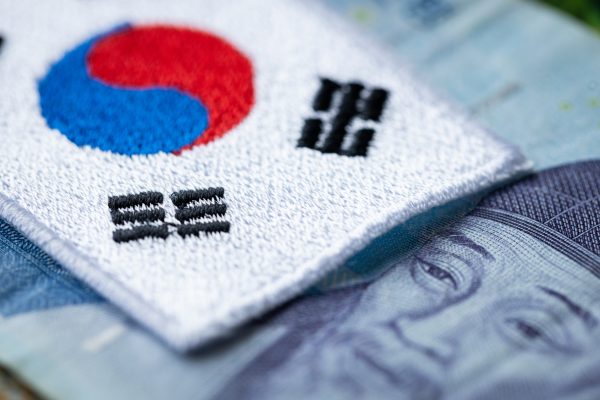 Korea ‘splurge purchasing’ is on premium alcohol, report finds