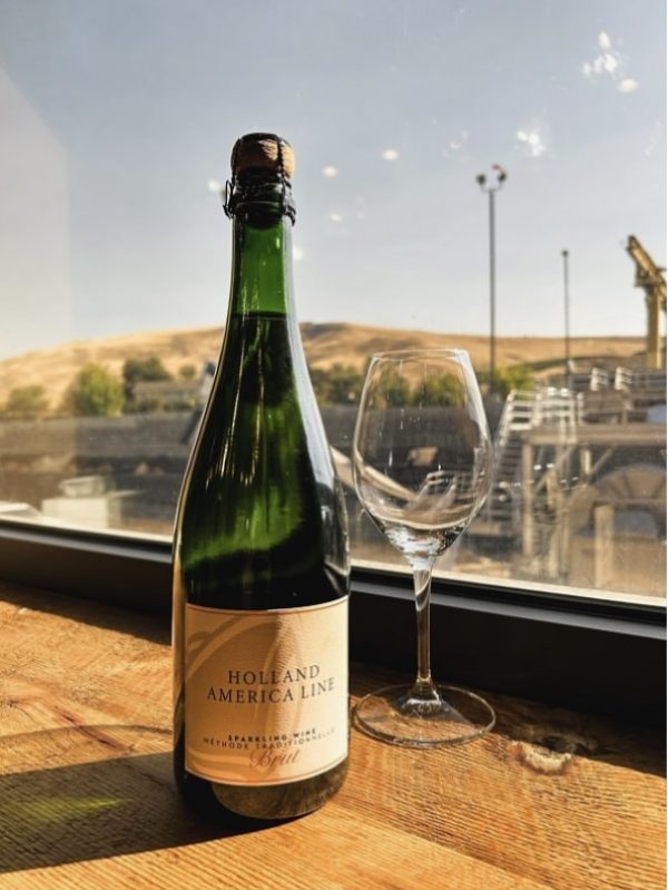 Cruise line launches own sparkling wine