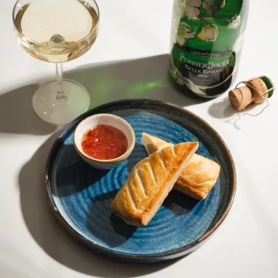 Are sausage rolls and Champagne the perfect match?