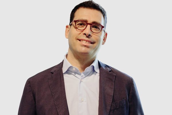 Find sustainable closures compatible with current bottling lines