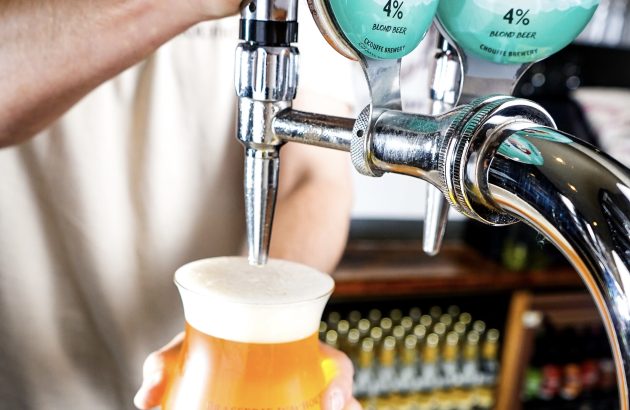 Will Chouffe Session convert lager and ale drinkers?