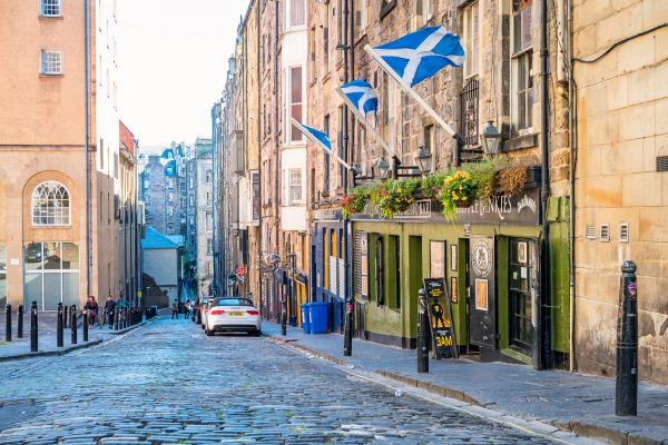 Thousands of hospitality businesses ‘put on ice’ by Scottish Budget