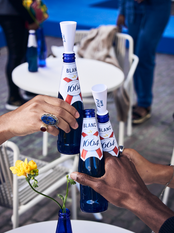 1664 Blanc takes to the LFW runway, again