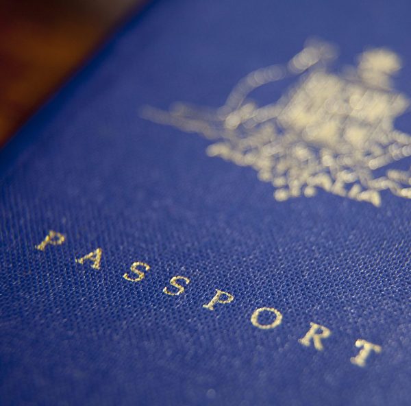 Australian government campaigns against tainted drinks