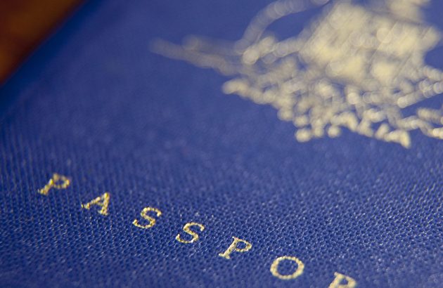 Australian government campaigns against tainted drinks