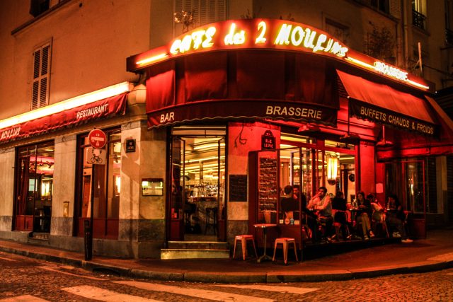 Cafe des Moulins