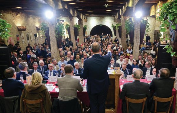 iDealwine Barometre show white wine gaining traction at auction