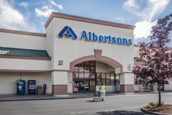 Albertsons becomes first-ever retailer to join Wine Market Council