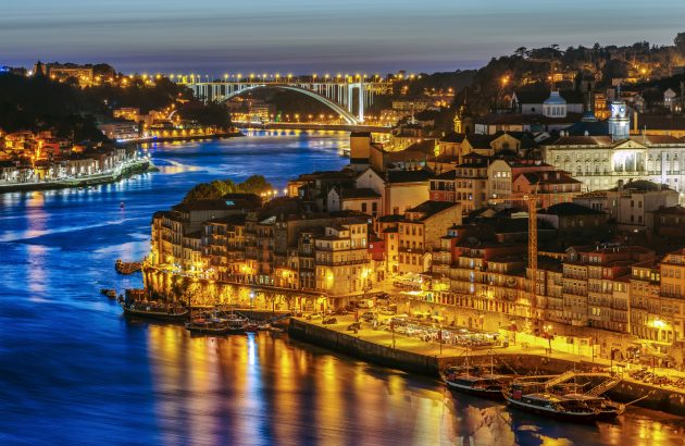 Porto cracks down on late-night drinks sales