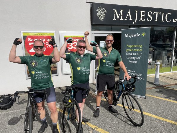 #WeekInPictures: Miles for charity, Robbie goes zero and a Pol Roger win