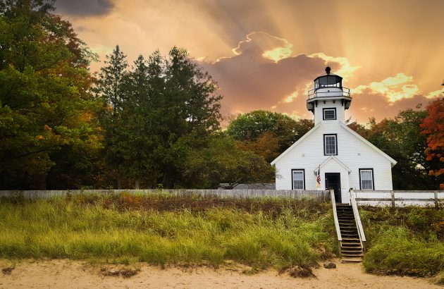 Michigan town could be forced to sell lighthouse to pay off wineries