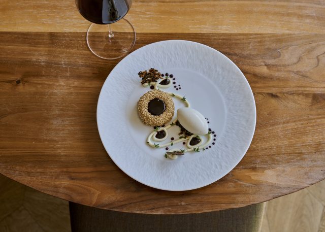 Isa Bal Trivet wine list