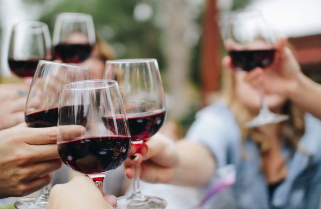 Where can I buy top-rated red wine online?