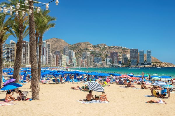 How did Spain’s anti-tourism protests impact hospitality?