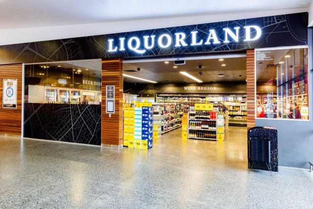 Wirra Wirra and Coles Liquor join SWA's Bottle Weight Accord