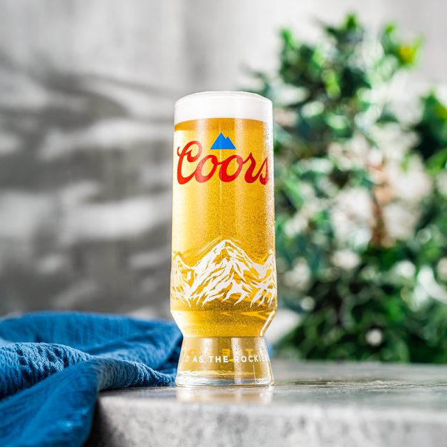 Molson Coors has partnered with 126 Greene King pubs across the UK to give away free pints when the temperature drops this winter. db discovers more about the deal.