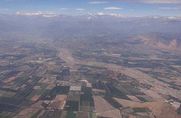 Ancestral Chilean vineyards seek investors amid generational shift