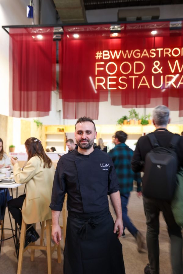 Spanish wine drinkers favour bars and restaurants, new study reveals