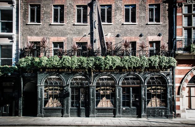 Berry Bros. & Rudd teams up with Edwards 1902 for martini pop-up
