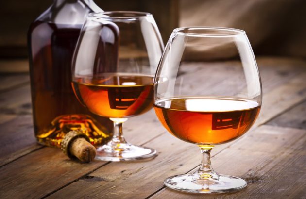 China threatens France with wine and spirits tariffs