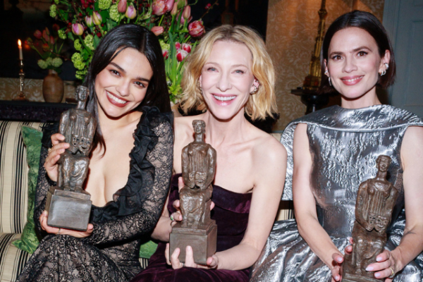 #WeekInPictures: Savoy traditions, stage stars and a Bordeaux milestone