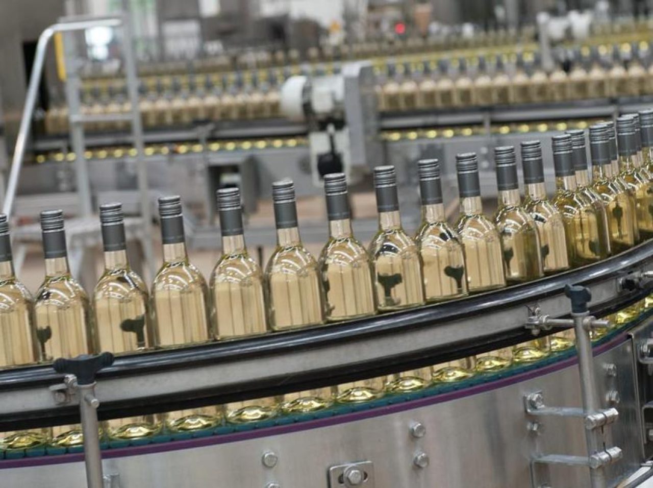 Potential strike at Encirc plant could affect drinks bottle output