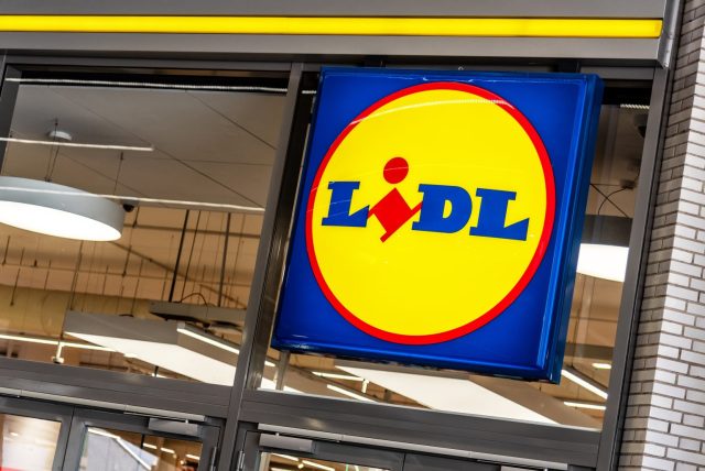 Lidl builds first pub