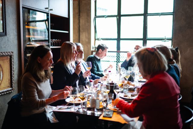 Week in Pictures: German precision, Bordeaux confidence and harvest celebrations in Chile