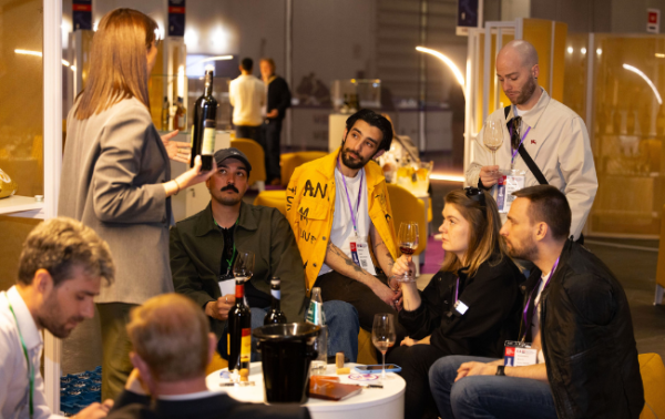 United Experiences debuts lounge-style wine fair in London
