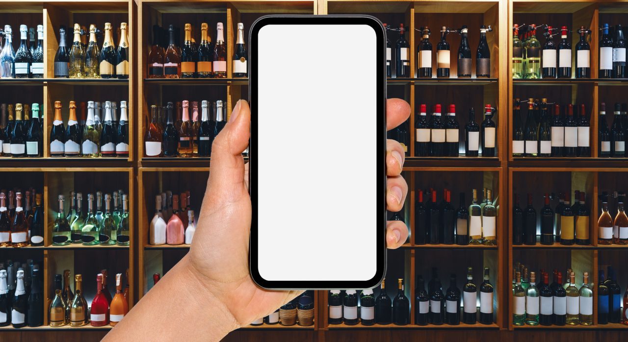 Olivier Goudet acquires Wine-Searcher