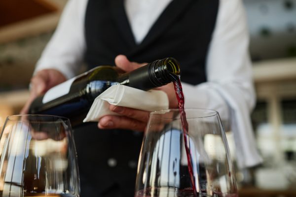 Restaurant wine sales fall as value and new trends drive US growth