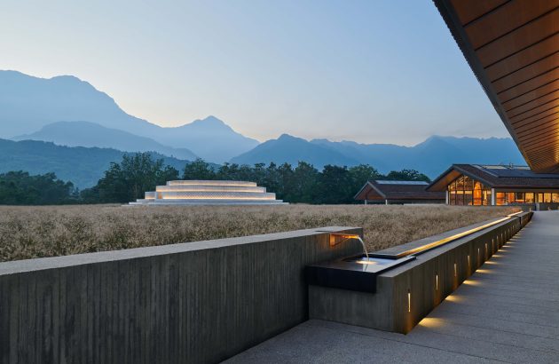 Tourism and gastronomy stamp Chinese whisky on the global map