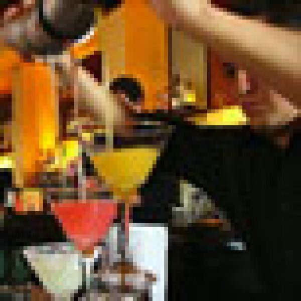 Bar boss denies barmen should push new drinks