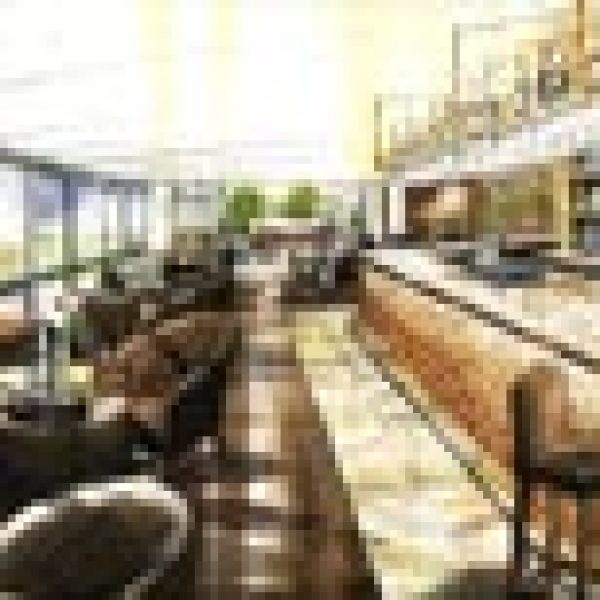 Epernay lands at Manchester airport