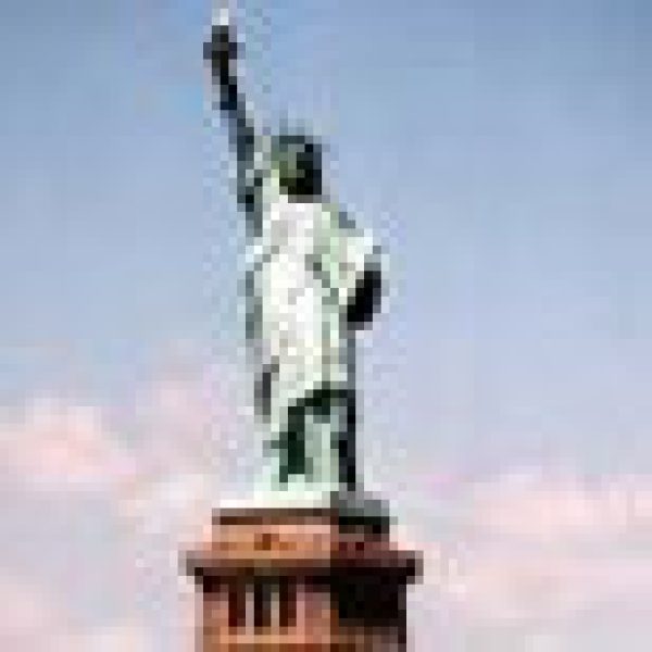 Wine plans for NY grocery stores