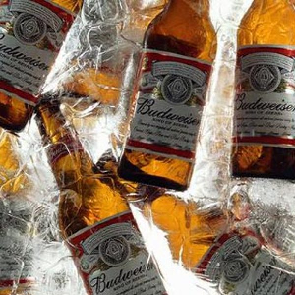 AB InBev sees profits amid low sales