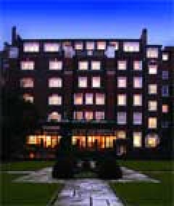 ON-TRADE: THE GORING: A Modern Classic