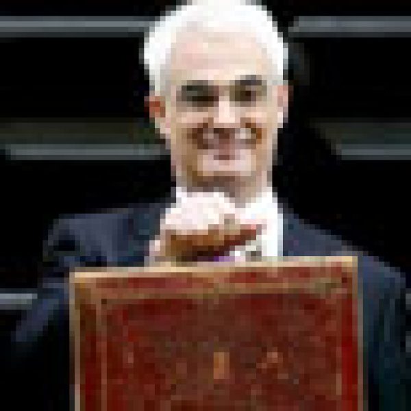 Drinks industry awaits Darling’s duty decision