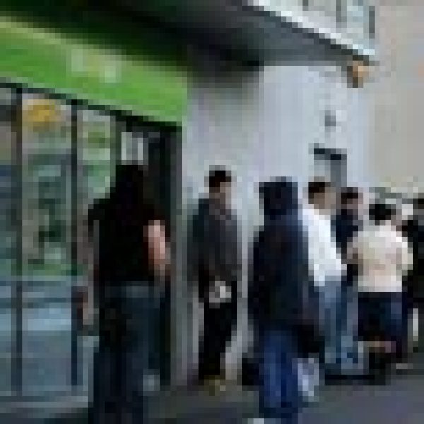 Currency watch: pound prepares for pressure